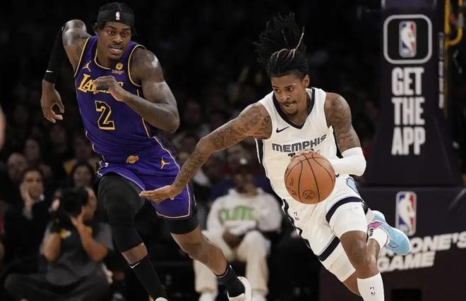 从巴塞罗那今晨官宣签约到巴塞罗那赛前内部沟通，孟菲斯灰熊转会期复出首秀的简单介绍乐鱼官网